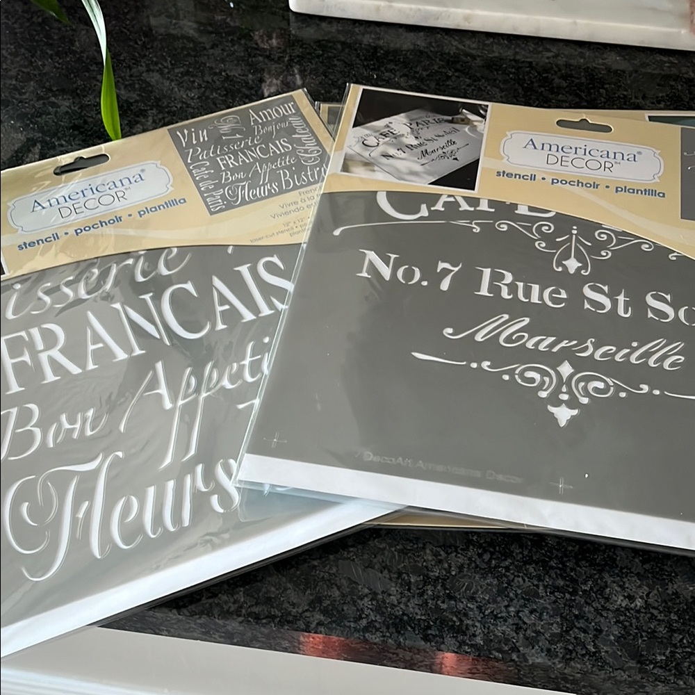 NWT Americana Decor Stencil Set France